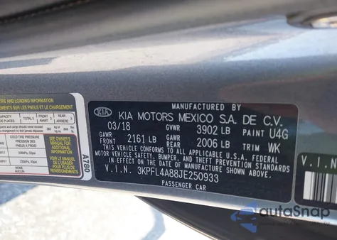 2018 Kia Forte Ex z USA, uszkodzony, nr VIN 3KPFL4A88JE250933